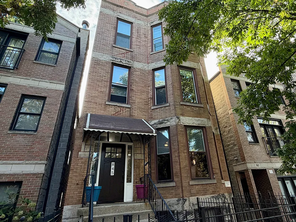 845 N Mozart St #1