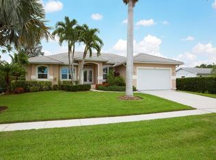 625 Nassau Rd, Marco Island, FL 34145