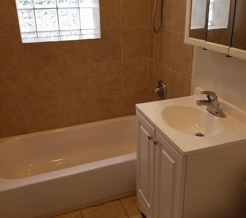 2nd image of 8756 S Manistee Ave #1