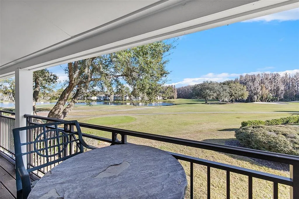 2 bed, 2.0 bath, 1420 sqft, $2,450 — Photo 4