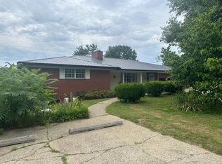 480 Greenup Ave, Raceland, KY 41169