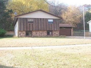 909 Pioneer Rd, Red Wing, MN 55066