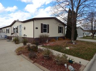 1003 Garden Dr, Manteno, IL 60950