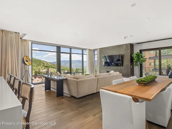 45 Wood Rd #403, Snowmass Village, CO 81615