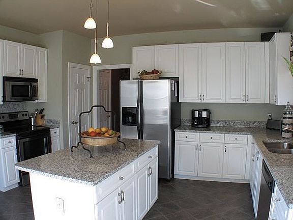 Upgraded Kitchen with Island