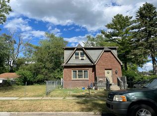 56 Pingree Ave, Pontiac, MI 48342