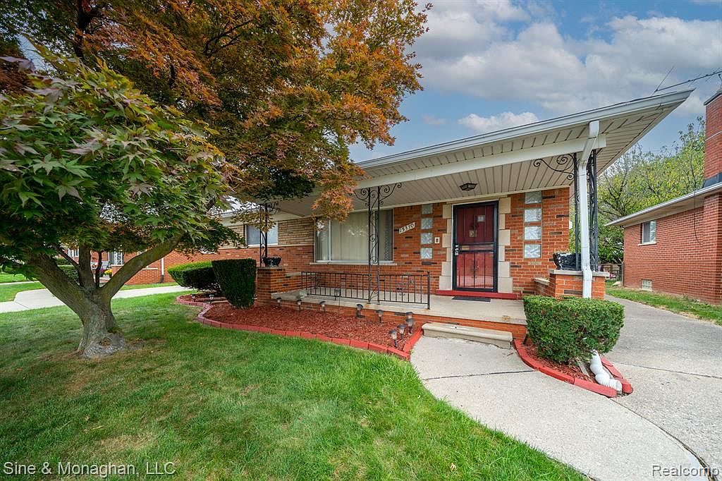 15330 Stricker Ave, Eastpointe, MI 48021 Zillow