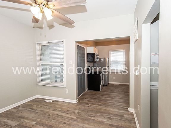 4th image of 1329 E Market St Unit 3