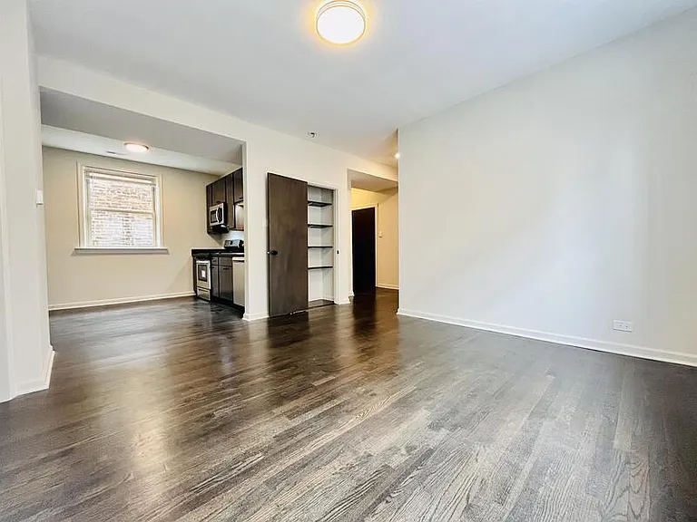 1371 S California Ave #2W — Photo 11