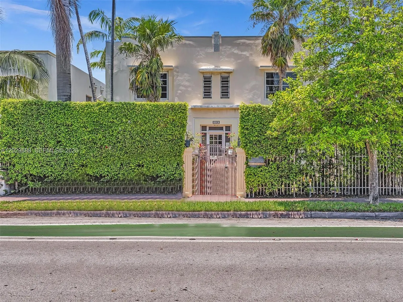 Villa Gatsby Condo — Photo 2