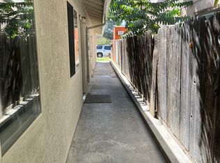 1098 Kenwood Ave #A & B, Turlock, CA 95380