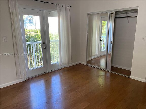 3rd image of 1344 Euclid Ave #1A