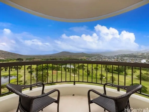 3050 Ala Poha Pl APT 17W, Honolulu, HI 96818