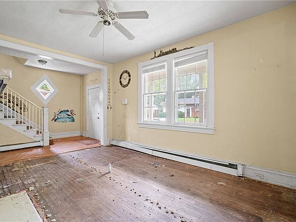 5th image of 23 E 31st St