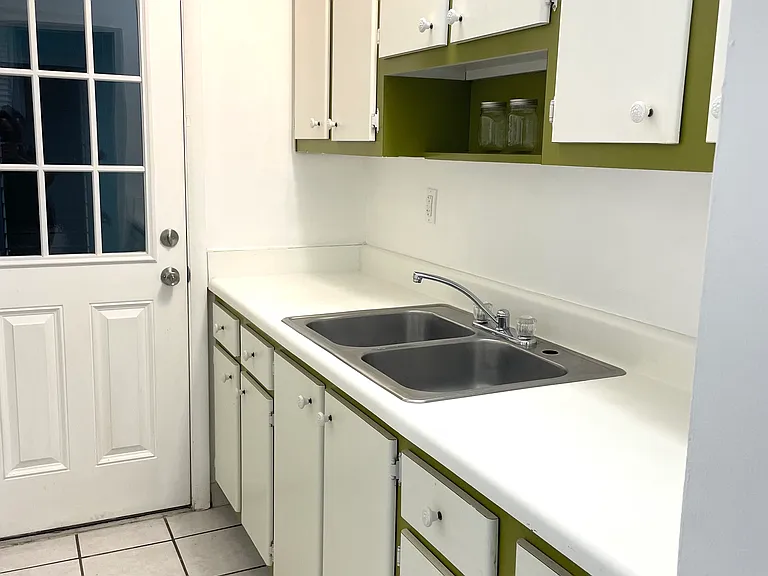 350 Fillmore Ave — Photo 4