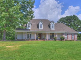 4620 Forest Hill Rd S #S, Olive Branch, MS 38654