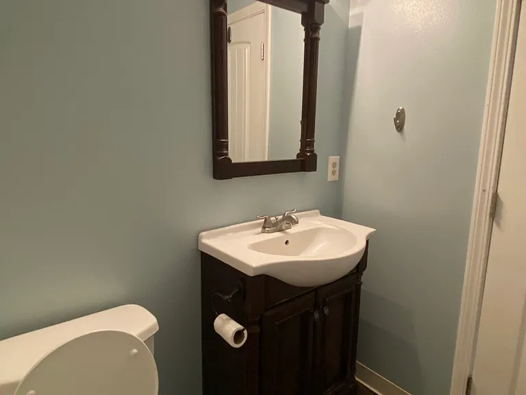 904 O Ave #A — Photo 6