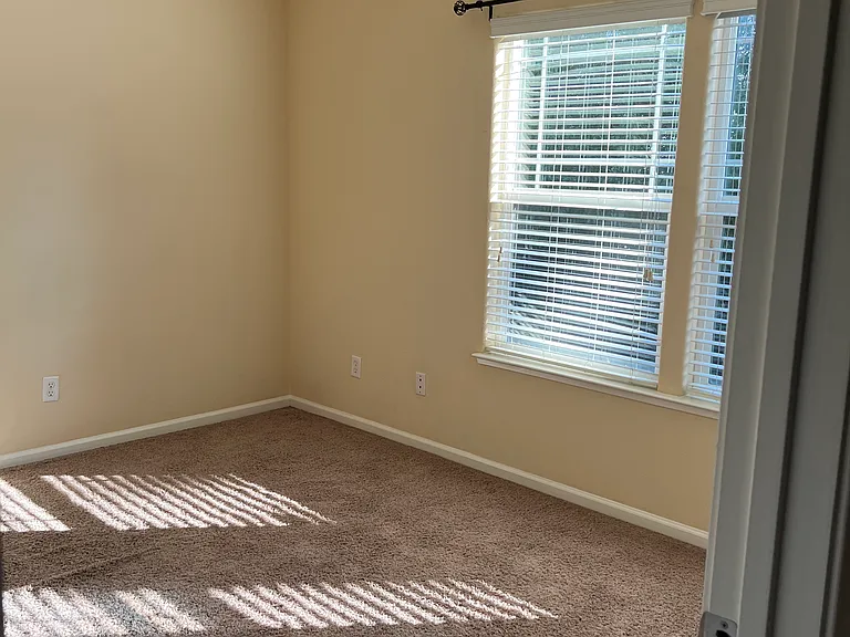4200 San Jeronimo Ter — Photo 23