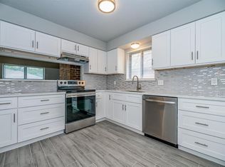 10111 Barmont Dr, La Porte, TX 77571