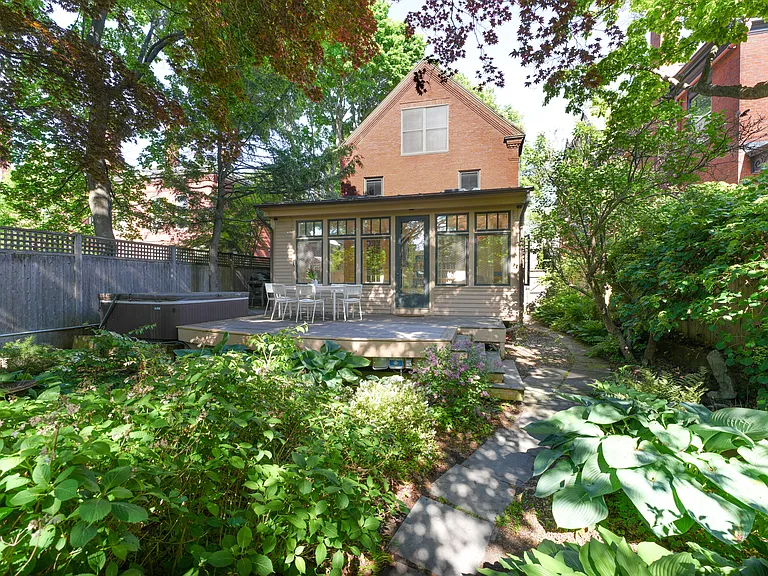 104 Neal St — Photo 3