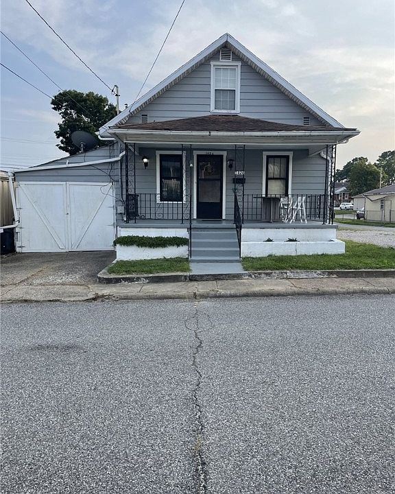 1st image of 1426 40th St