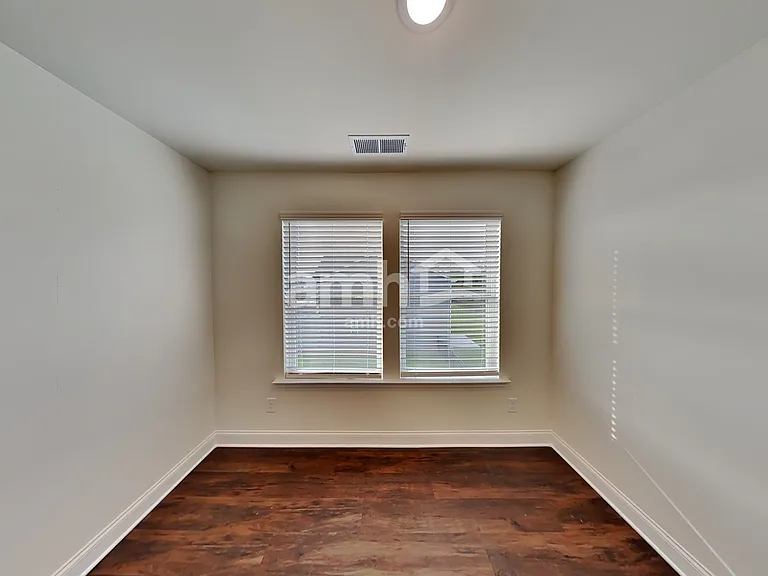 198 Willow Ln — Photo 19