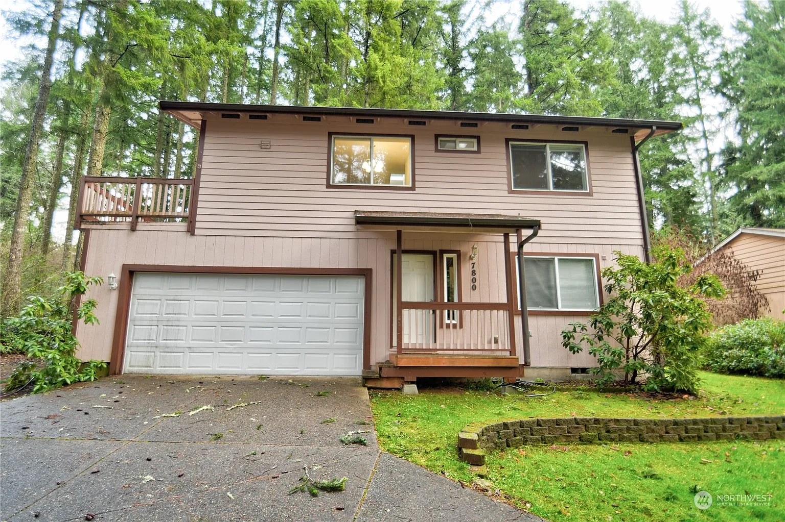 7800 Egret Drive SE photo 1