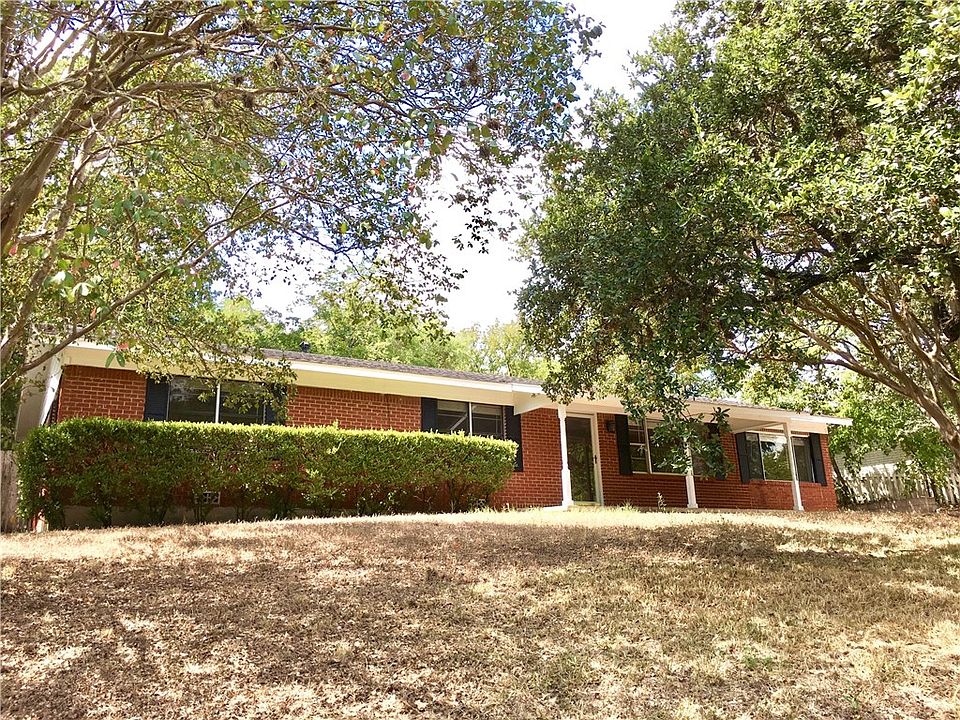 1st image of 803 Terrell Hill Dr