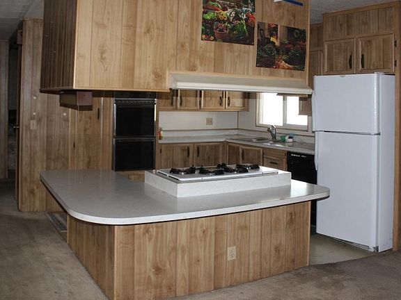 2nd image of 126 Hana Way #126