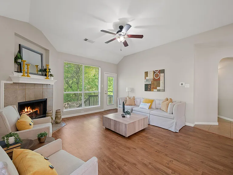 2504 Kimbrook Dr — Photo 13
