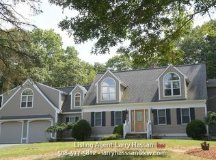 220 Boxwood Ln, Bridgewater, MA 02324
