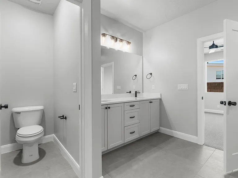 1089 E Coyote Crest Dr — Photo 24