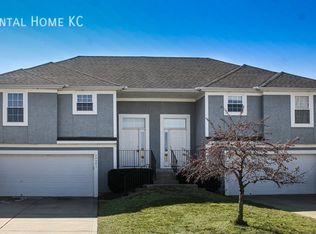 23505 W 73rd Ter, Shawnee, KS 66227