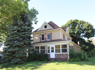 700 S Central St, Woosung, IL 61091