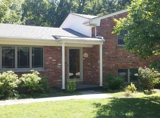 4220 Dolphin Rd, Houston Acres, KY 40220