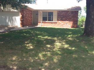 607 W 26th St S, Sand Springs, OK 74063