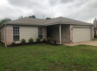 1034 E 64th Pl, Tulsa, OK 74136