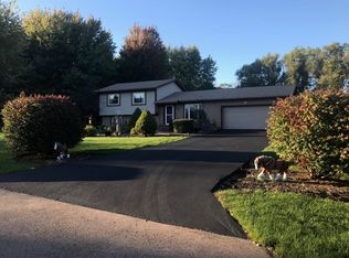 43W502 Kenmar Ct, Elburn, IL 60119