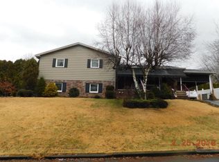 103 Leslie Ln, Pittston, PA 18640