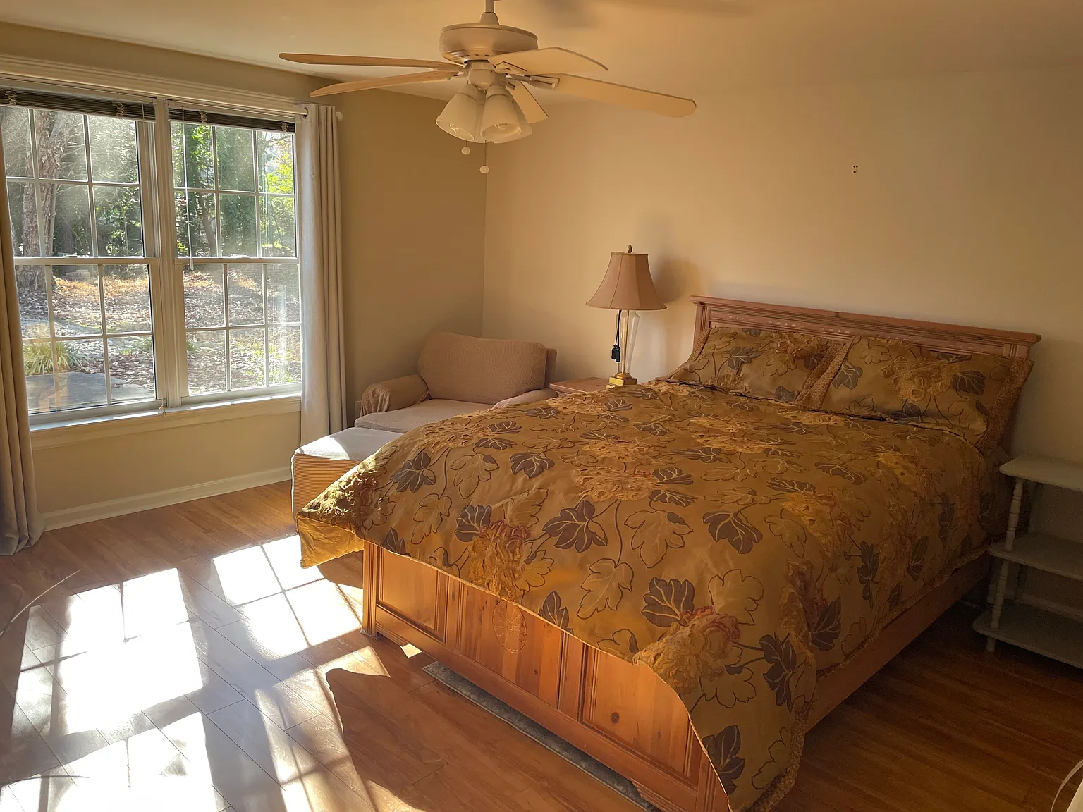1 bed, 1000 sqft, $1,400 — Photo 4