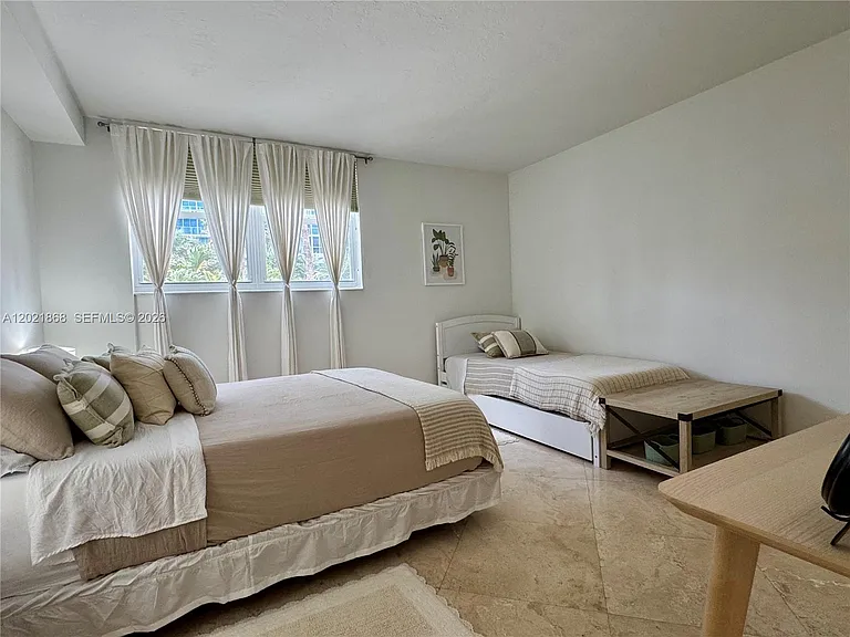 3001 S Ocean Dr #119 — Photo 12