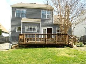 4th image of 29 Fulton Dr