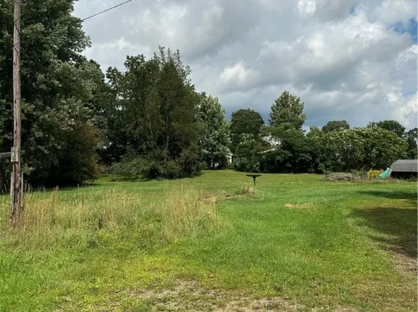 9834 North St, Wattsburg, PA 16442