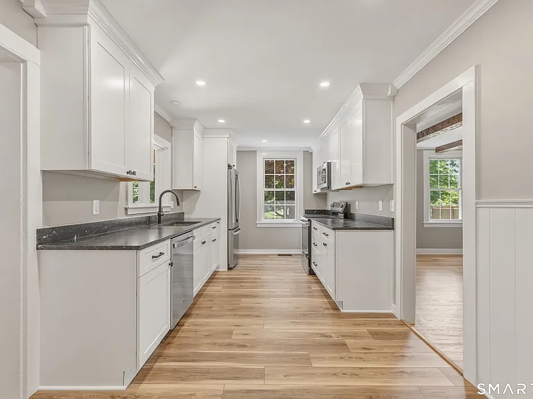 238 Isinglass Rd — Photo 9