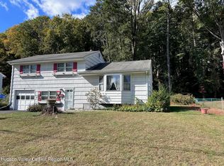 8 Redwood Rd, Saugerties, NY 12477