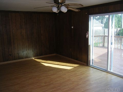 5th image of 763 Arlington Dr