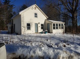 4 Tioga Rd, Hill, NH 03243
