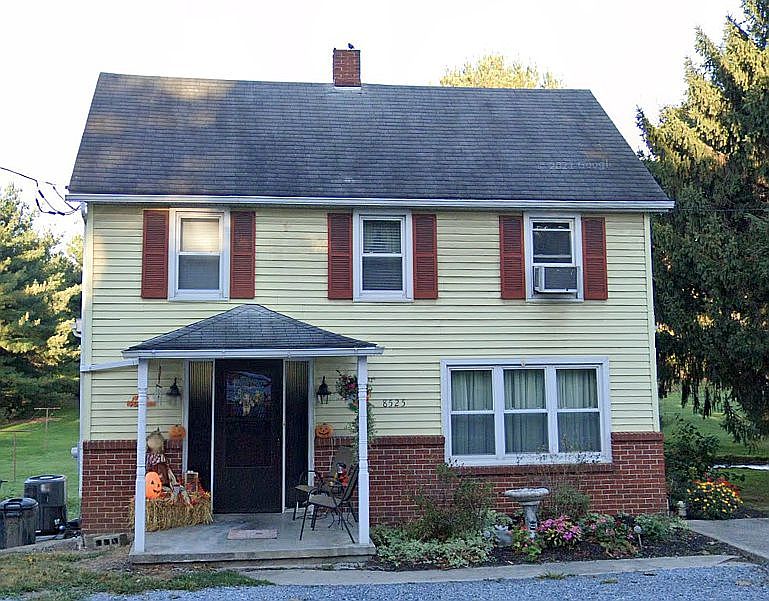 2nd image of 8525 Anthony Hwy