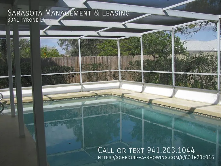 3041 Tyrone Ln — Photo 9