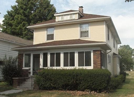 1st image of 424 N Sandusky Ave